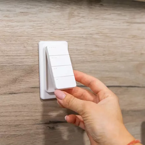 Shelly BLU RC Button 4 ZB – négy gombos távirányító, Bluetooth, Zigbee, fehér