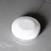 Shelly Flood S Gen4 – csőtörés, vízfolyás és eső érzékelő szenzor, Wi-Fi, Zigbee, Matter, fehér (S4SN-0071Z)