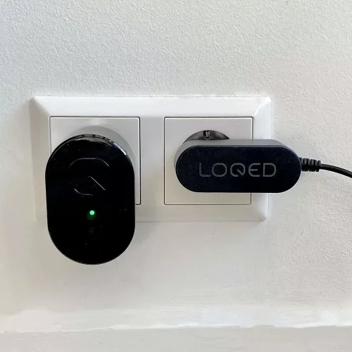 Shelly LOQED Power Kit – töltő adapter, 8*AA Ni-MH akkumulátorral