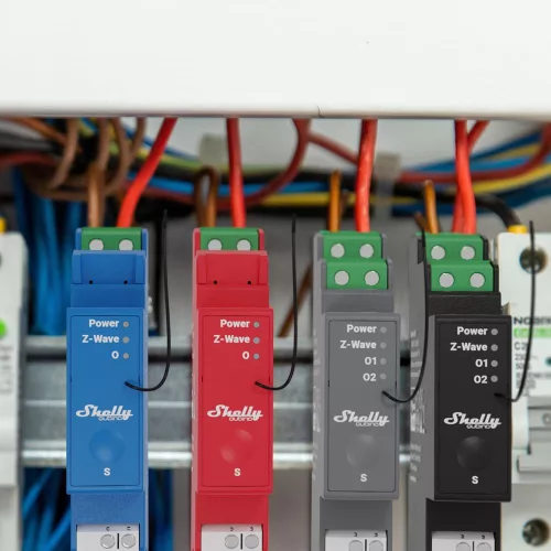 Shelly Qubino Wave PRO 1 egy áramkörös, DIN-sínre illeszthető okosrelé, Z-Wave protokoll kompatibilis